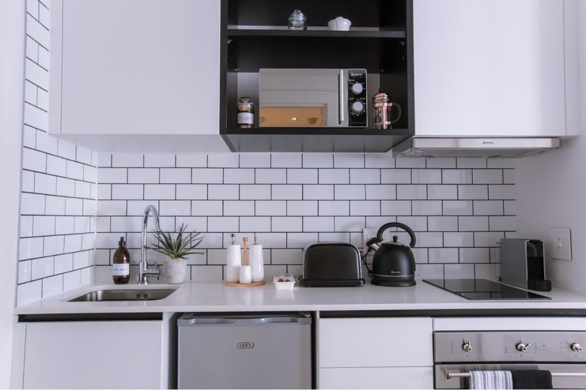 Apartment Stylish, Modern, Walk To Restaurants And Cbd Kapstadt