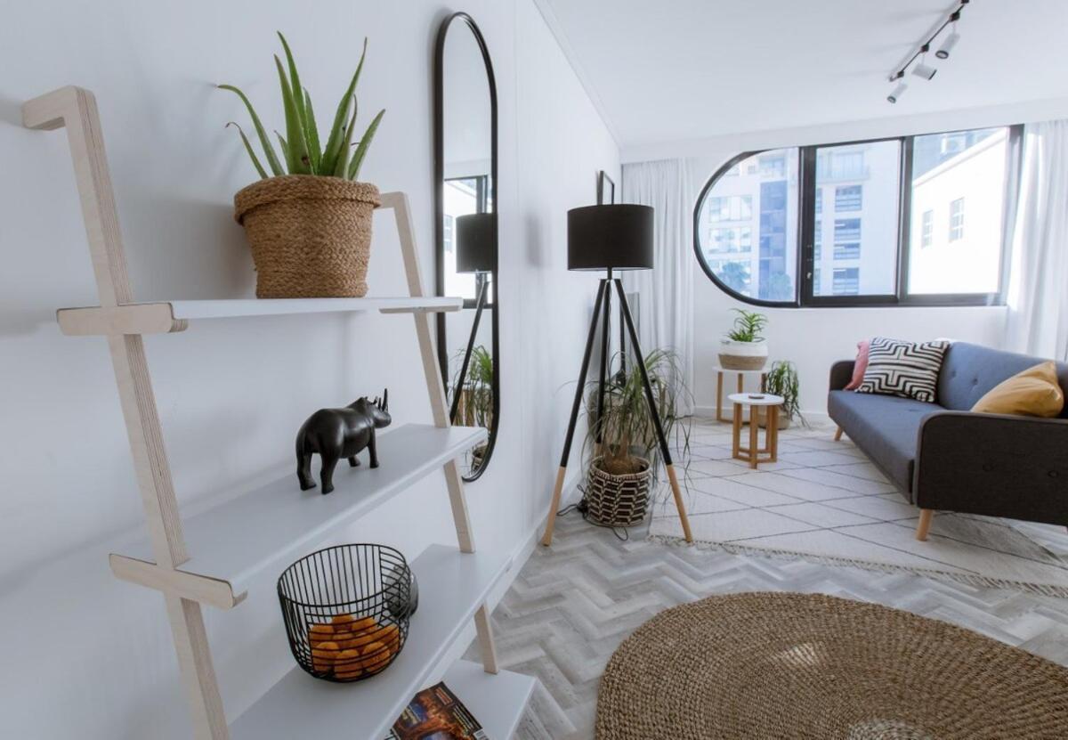 Stylish, Modern, Walk To Restaurants And Cbd *